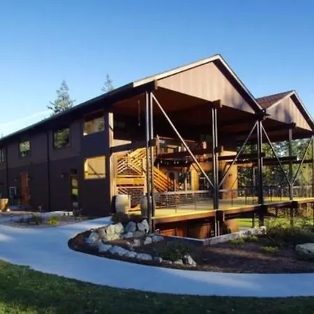 Comforts Of Whidbey-2